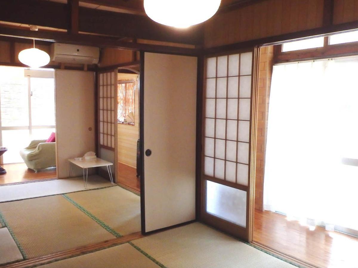 石垣島 一棟貸切りのお宿 ちゅら赤瓦 Ishigaki  Ngoại thất bức ảnh