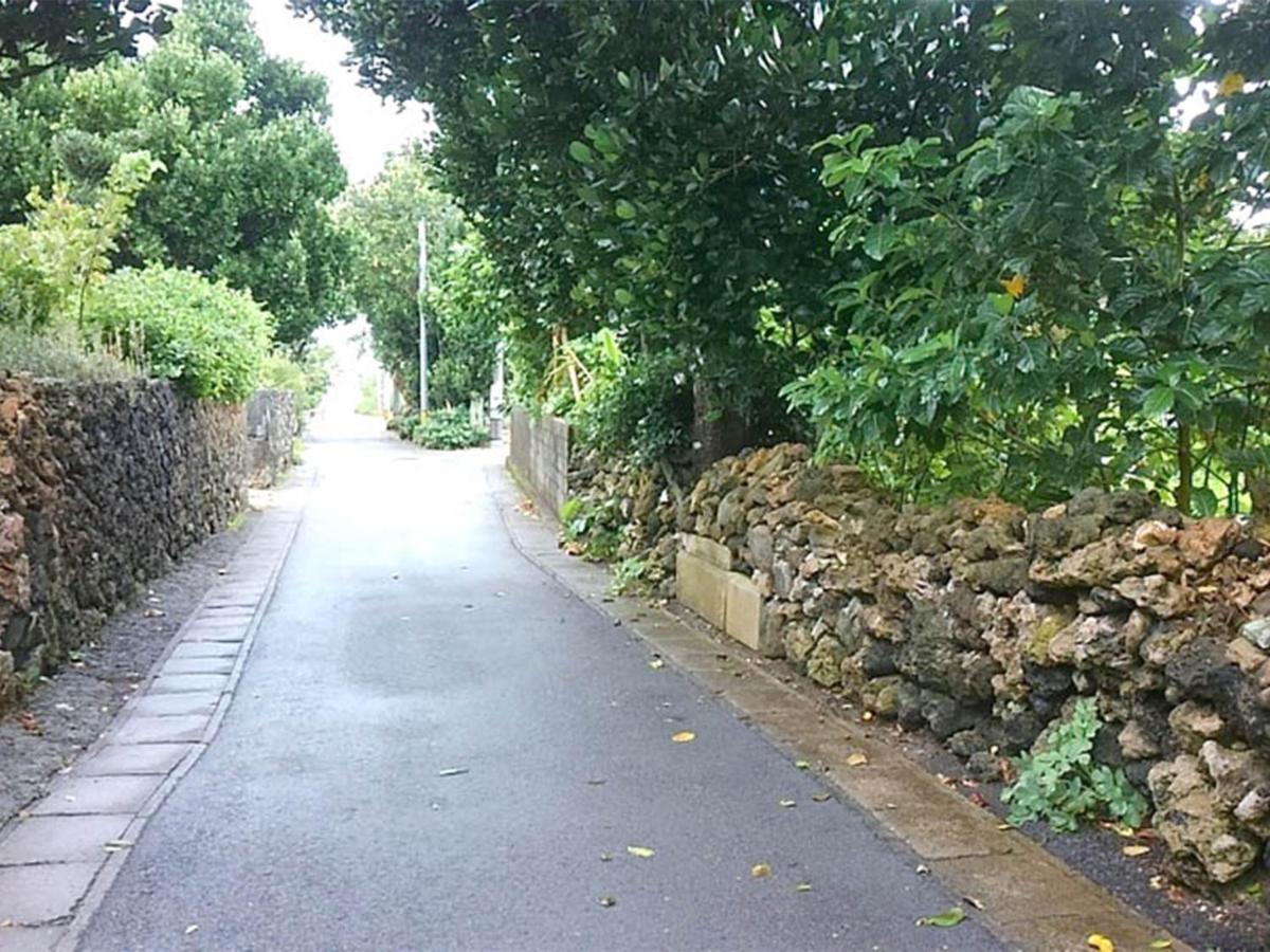 石垣島 一棟貸切りのお宿 ちゅら赤瓦 Ishigaki  Ngoại thất bức ảnh