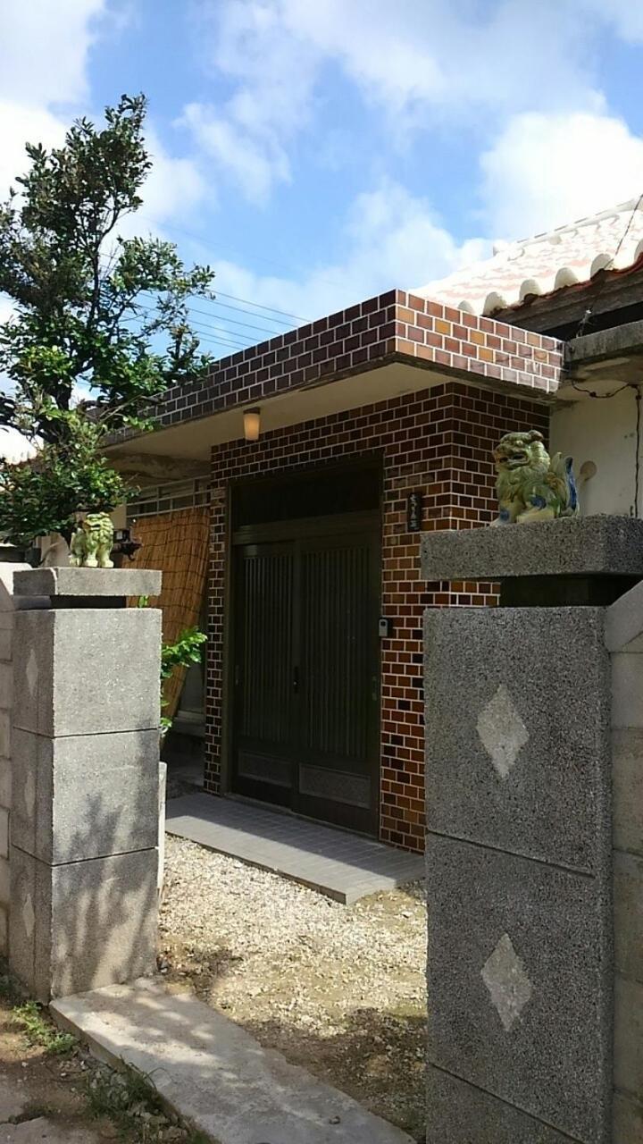 石垣島 一棟貸切りのお宿 ちゅら赤瓦 Ishigaki  Ngoại thất bức ảnh